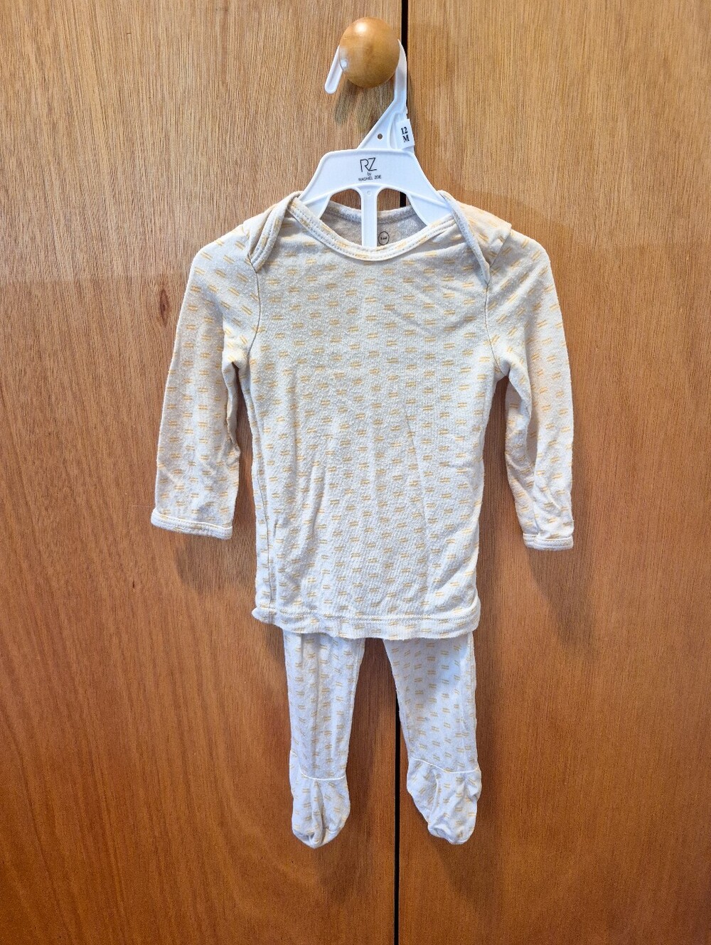 🌼$12 Yellow Pattern Solly Set